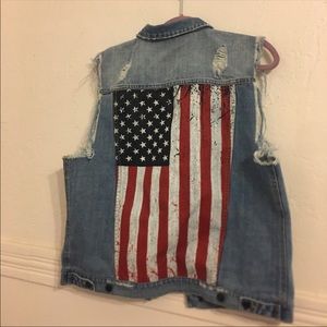 KITTENISH American Flag Vest